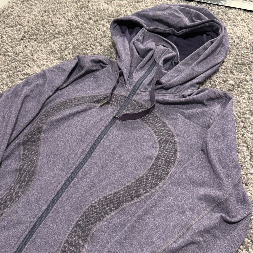 Athletic Lululemon Full Zip Hoodie Womens Purple Excellent Thumbholes Size M